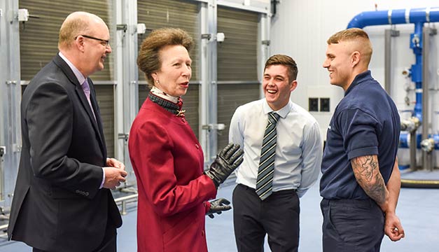 Princess-Anne-Airedale-tour